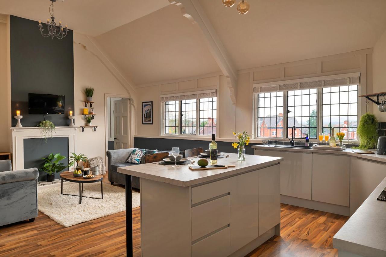 Finest Retreats - Sunnycroft Penthouse Appartement Llandrindod Wells Buitenkant foto